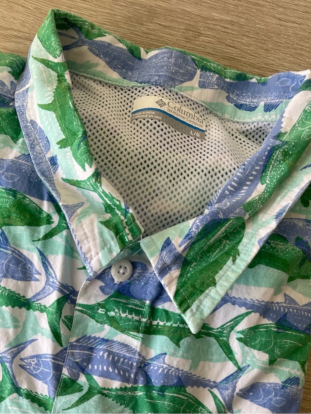 Men's Columbia Fishing Shirt Green and Blue Patterned Button Down PGA